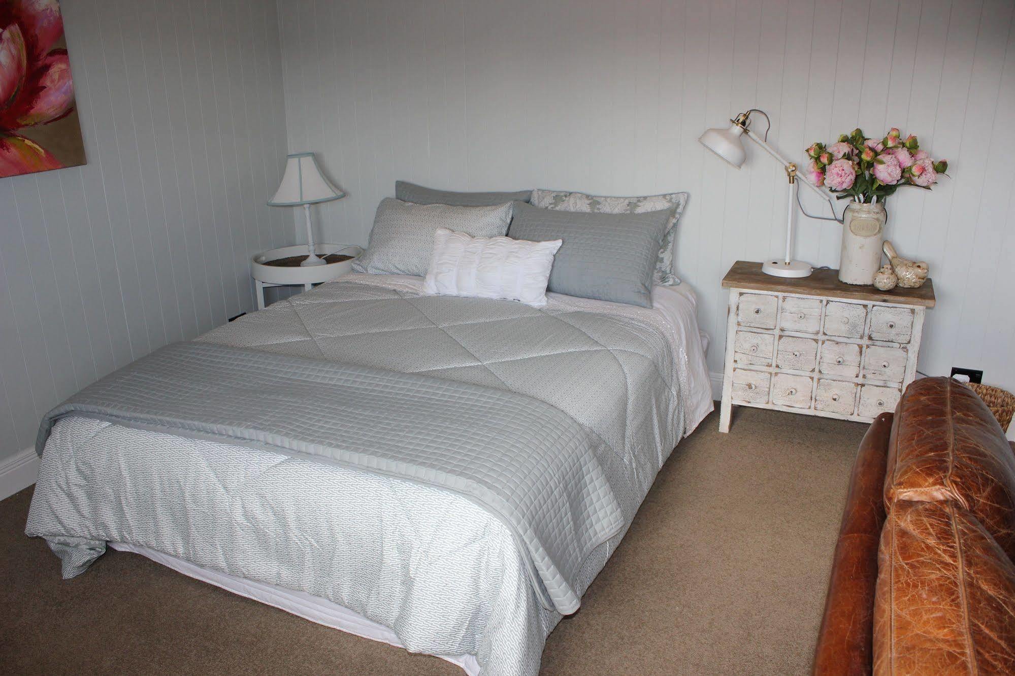 Prairies Grange Bed & Breakfast Cambridge Bagian luar foto