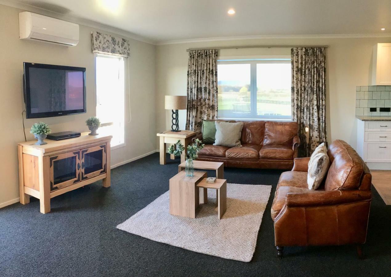 Prairies Grange Bed & Breakfast Cambridge Bagian luar foto